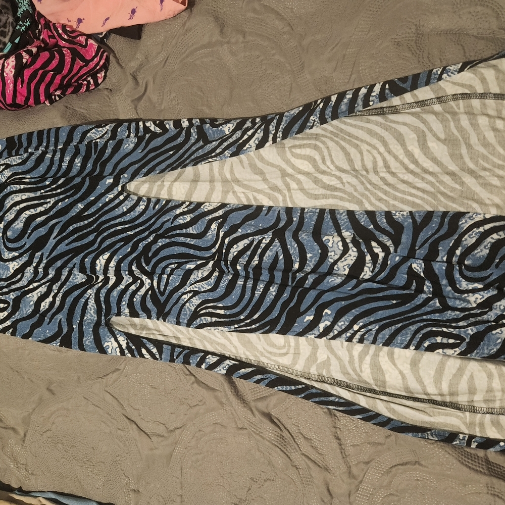 Maxi skirt high slit 2 for $25